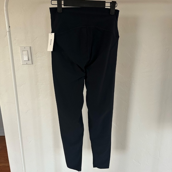 SPANX SOFT + SMOOTH BLACK FULL LENGTH LEGGING - Picture 3 of 4